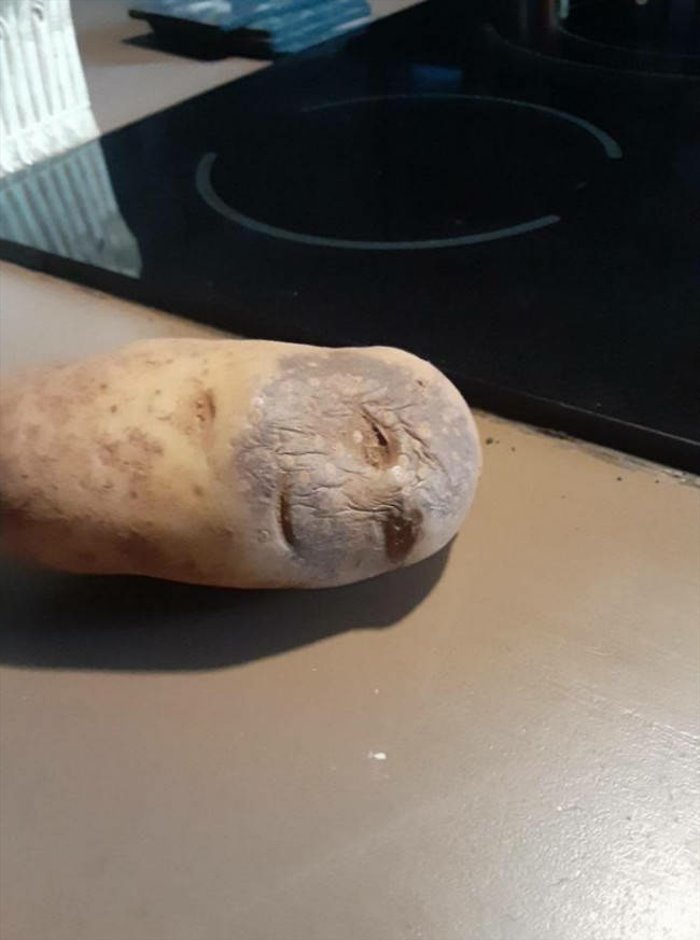 a happy potato