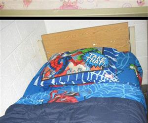 soldiers bed sheets funny picture