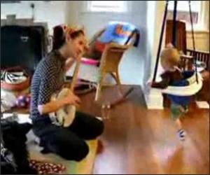 Banjo Dancing Baby Funny Video